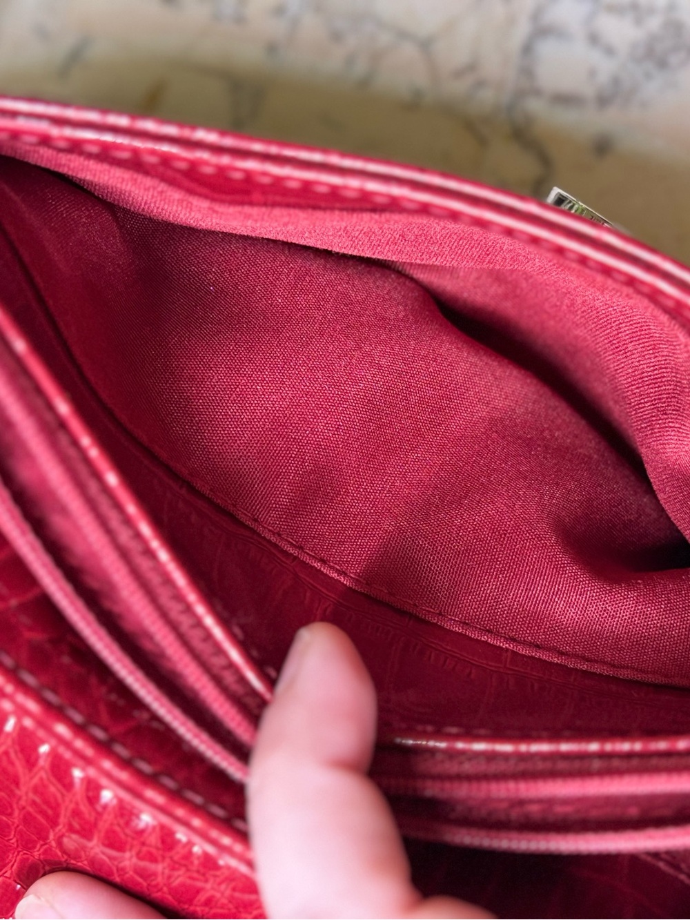 Liz Claiborne Est. 1976 crossbody purse - Picture 5 of 12